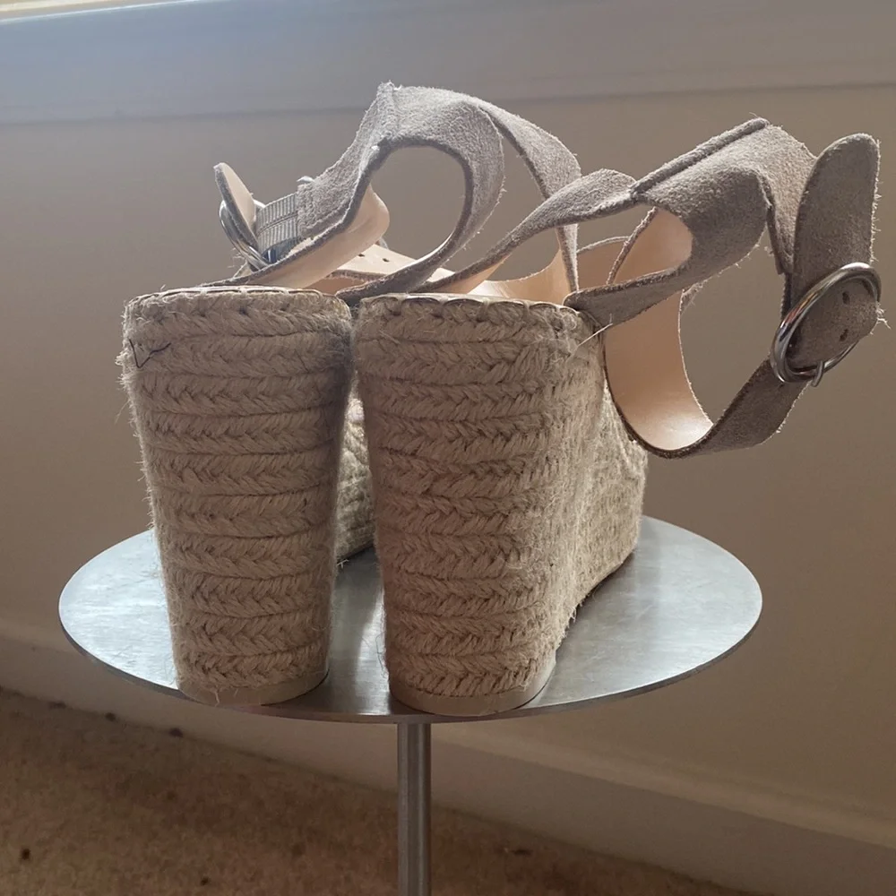 NEW Women’s Dolce Vita Shae Asymmetrical Espadrille Wedge Sandals